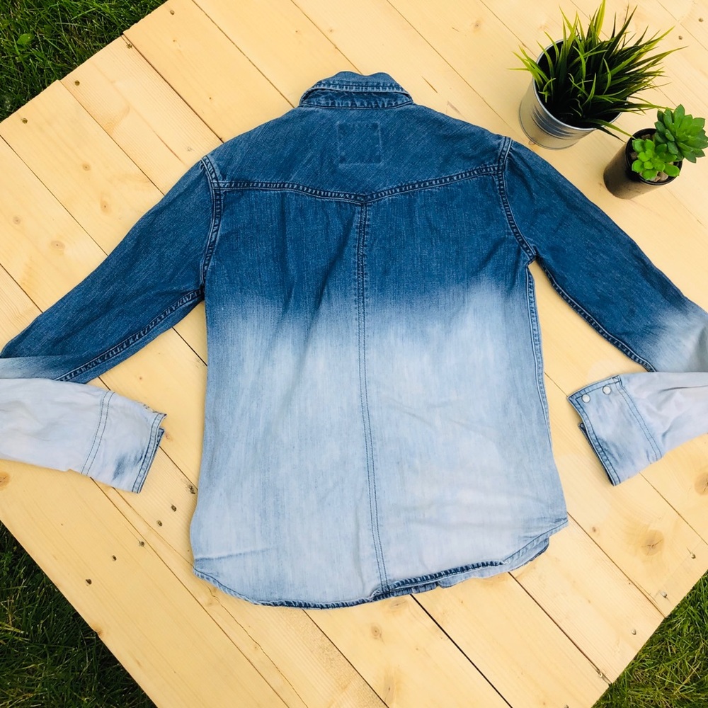 American Eagle Button Down Shirt - image 3